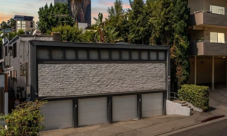 processed f3d2b8db aa5c 4651 ba31 43bac93d7ca9 IfeM8ztR 2