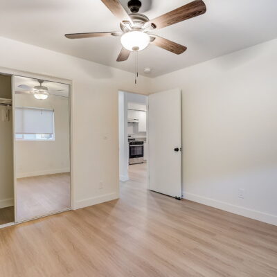 30 web or mls N Kingsley Dr 030